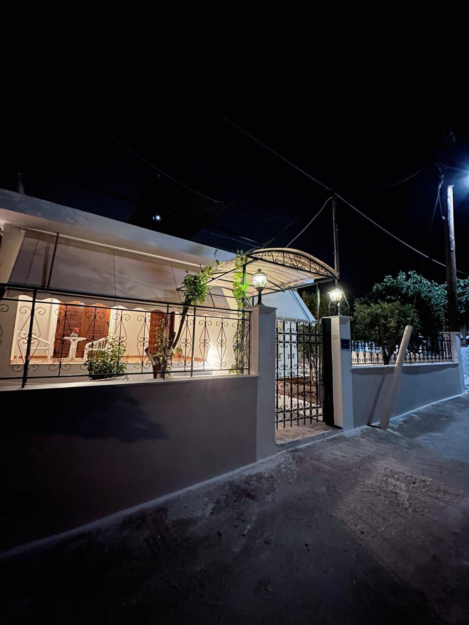 Вилла Salamis Luxury Escape Экстерьер фото
